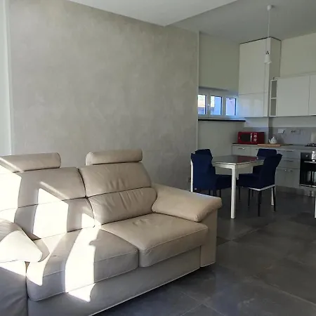 Casa Rosella